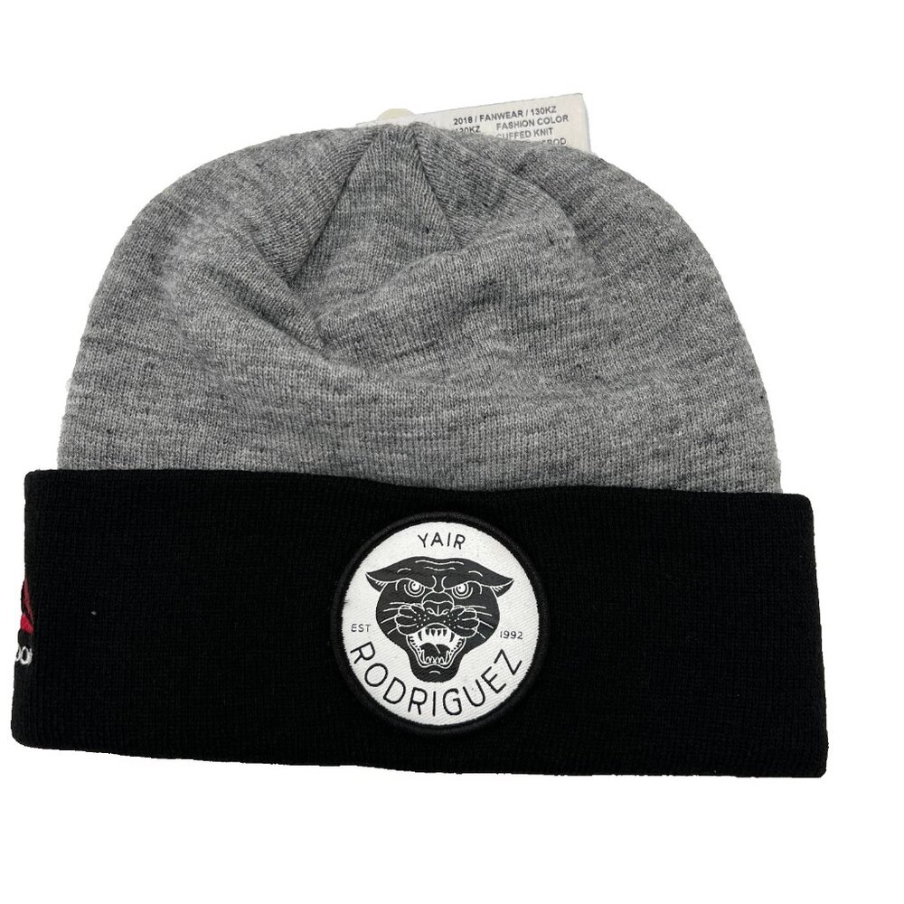 Reebok Mens OSFM Gray Black UFC Yair Rodriguez Beanie Winter Hat NWT